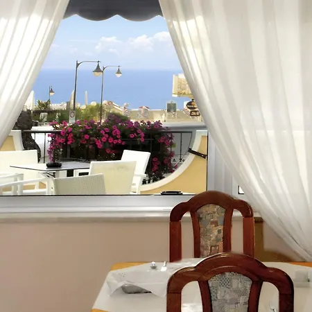 Hotel Coralba 3*